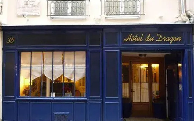Hotel du Dragon вид на фасад