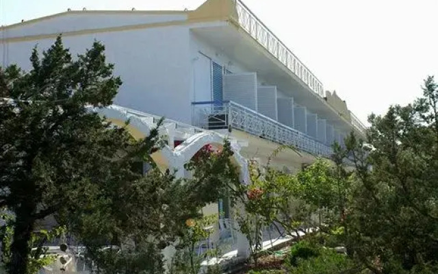 Отель Seaside Village Rooms Греция, Эгина - отзывы, цены и фото номеров - забронировать отель Seaside Village Rooms онлайн вид на фасад