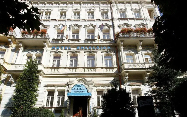 Spa Hotel Anglicky Dvur вид на фасад