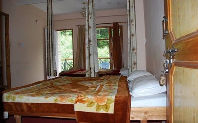 Hotel Kunal Cottages In Manali India From 32 Photos Reviews