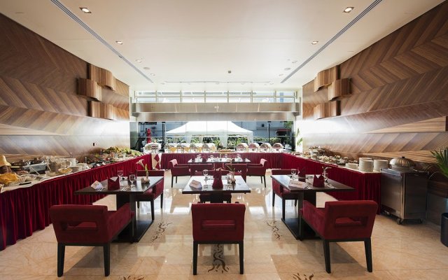 Emirates Grand Hotel 2