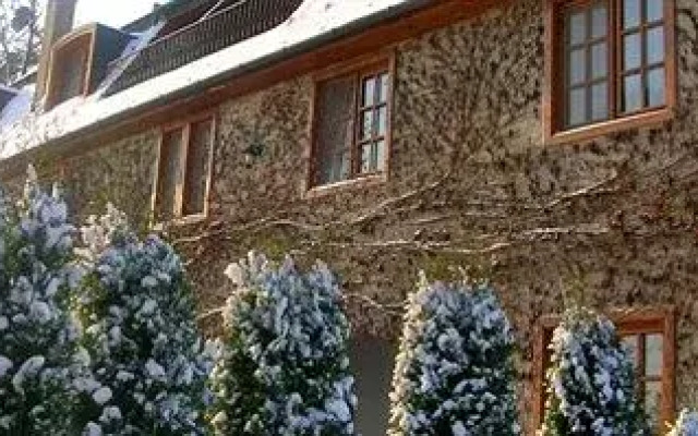 Отель Kis Helikon Relax & Luxury Villa Heviz Хевиз вид на фасад