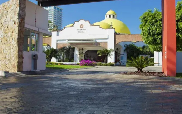 Отель Krystal Vallarta Пуэрто-Вальярта вид на фасад