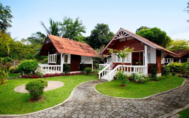 Отель Bungalows @ Bophut Самуи вид на фасад