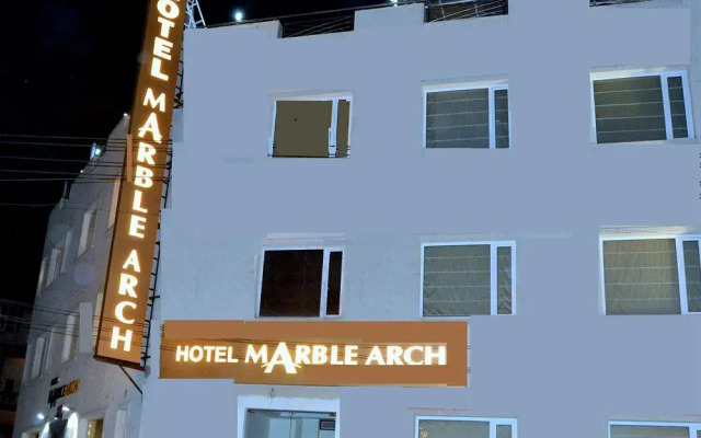 Hotel Marble Arch вид на фасад