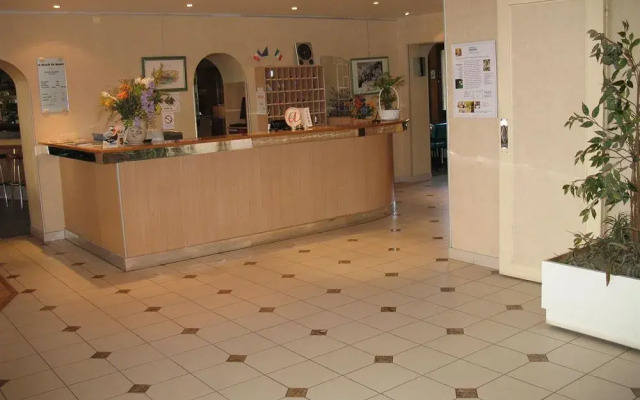 Отель Relais de Massy интерьер отеля