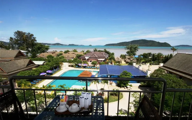 Отель Nomads Chalong Beach балкон