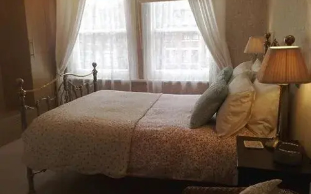 Отель The Gardens Guest House London комната для гостей