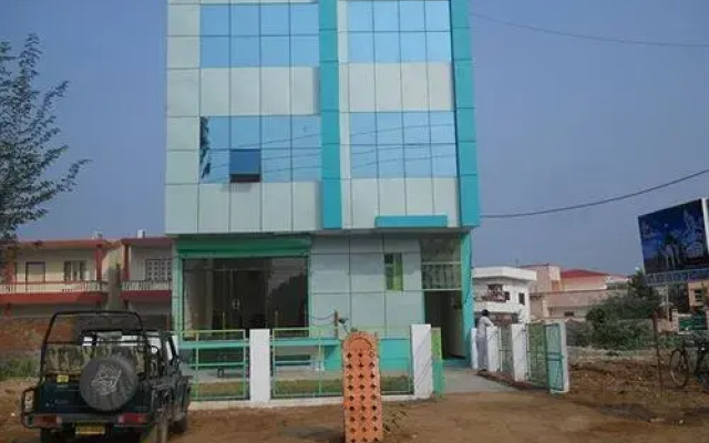Hotel Green View in Sawai Madhopur, India from 11$, photos, reviews - zenhotels.com hotel front