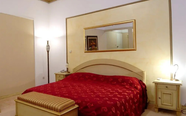 Апартаменты Rezime Residence Apartments комната для гостей