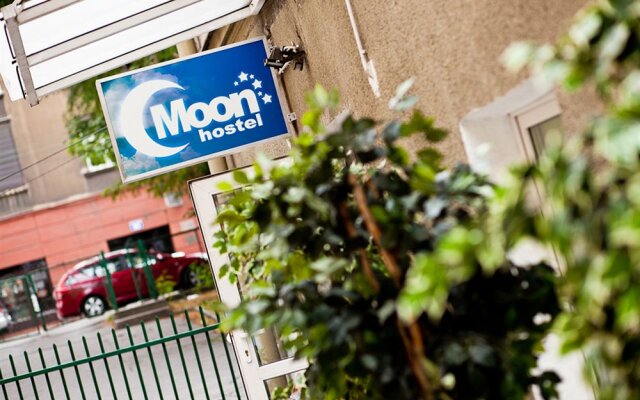 Moon Hostel 1