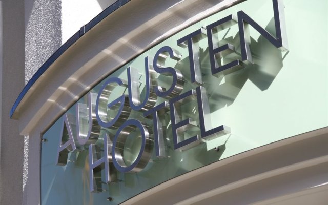 Augusten Hotel 2