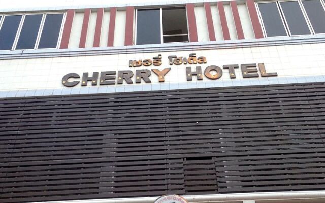 Cherry Hotel 1