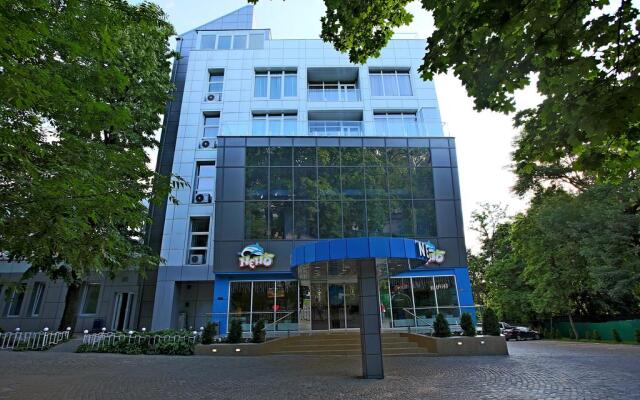 Гостиница SPA HOTEL NEMO with dolphins Украина, Харьков - отзывы, цены и фото номеров - забронировать гостиницу SPA HOTEL NEMO with dolphins онлайн вид на фасад