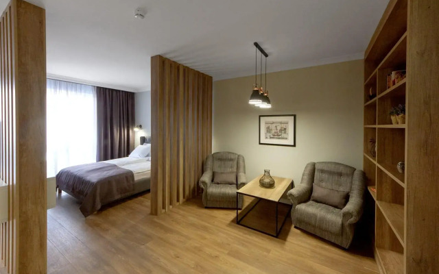 4Kaif Alt Platz On Lenin Street 17