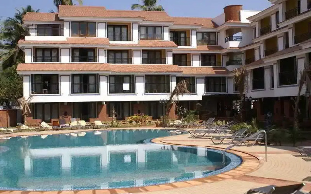Отель Riviera De Goa Гоа бассейн