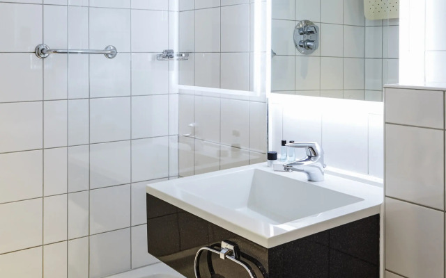 Mercure Birmingham West Hotel