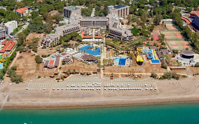 Отель Crystal Tat Beach Resort Spa пляж