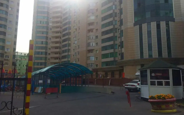 Apple hostel Алматы парковка