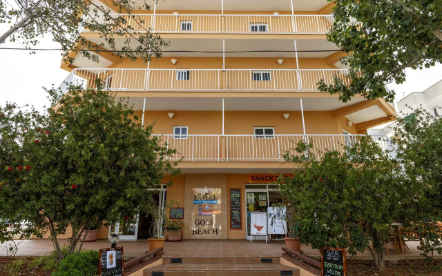 Hotel Golf Beach вид на фасад