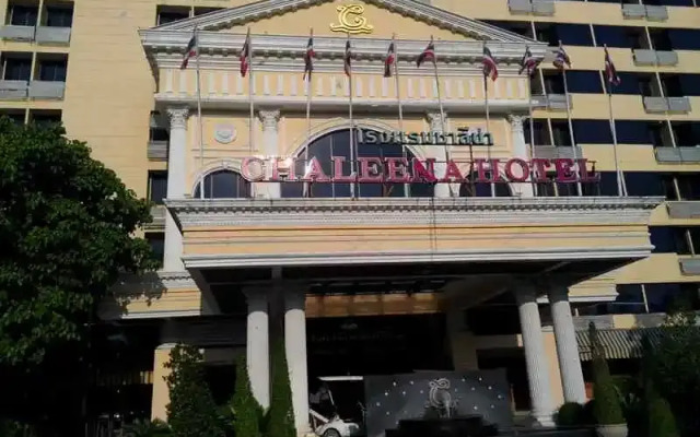 Chaleena Hotel Бангкок вид на фасад
