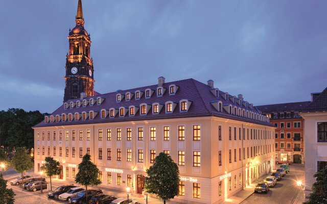 Отель Bülow Palais Германия, Дрезден - 3 отзыва об отеле, цены и фото номеров - забронировать отель Bülow Palais онлайн вид на фасад