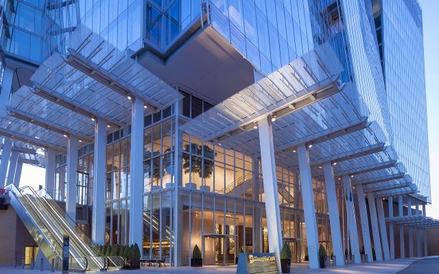 Shangri-La Hotel at The Shard, London вид на фасад