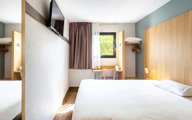 B&B HOTEL ANGERS Parc Expos