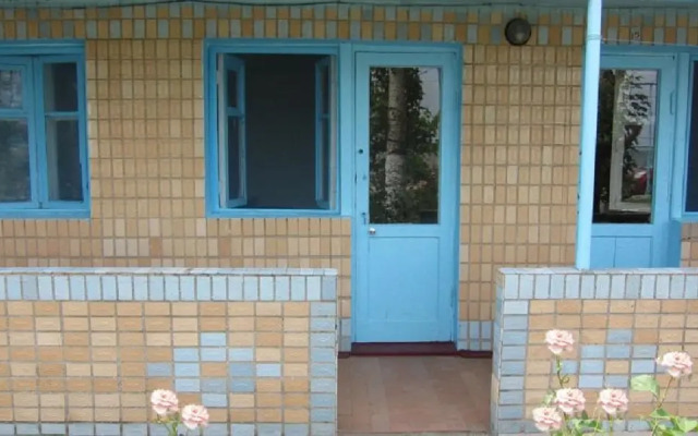 Гостиница Parus Guest House вид на фасад