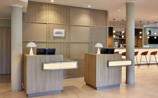 Отель Courtyard by Marriott Dortmund