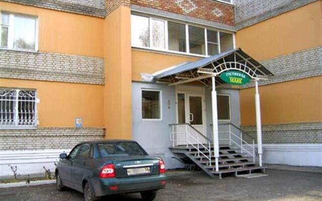 Гостиница Маяк парковка