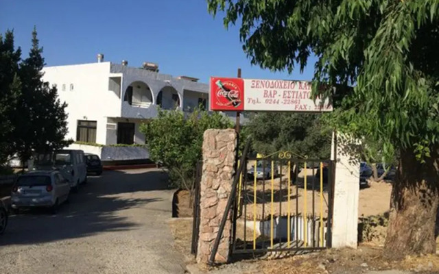 Hotel Katerina Парадиси парковка