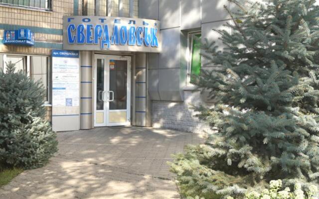 Гостиница Свердловск парковка