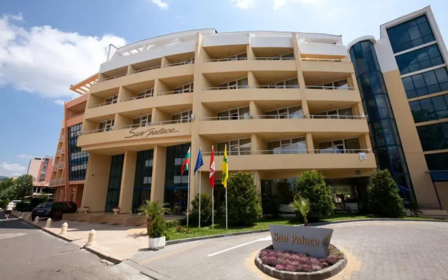 Отель Sun Palace Болгария, Солнечный берег - отзывы, цены и фото номеров - забронировать отель Sun Palace онлайн вид на фасад