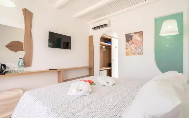 Aloe Hotel