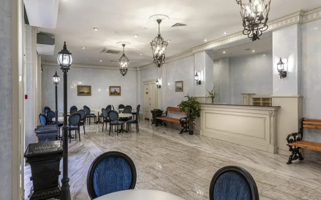Russian Seasons boutique-hotel Nevskiy