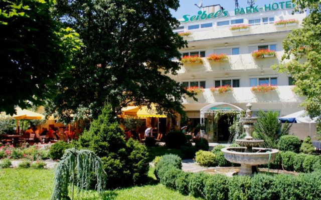 Отель Seibels Park Hotel Германия, Мюнхен - 1 отзыв об отеле, цены и фото номеров - забронировать отель Seibels Park Hotel онлайн вид на фасад