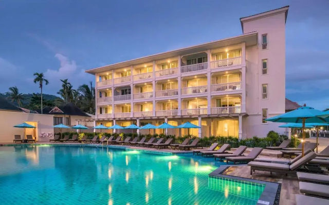 hotelImage
