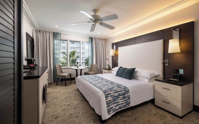 The Palms Hotel & Spa