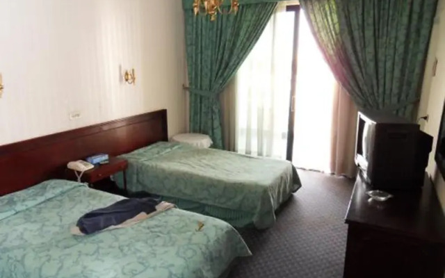 Отель Beau Rivage комната для гостей
