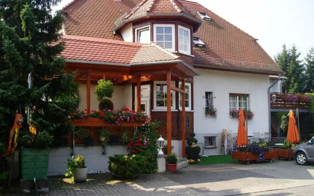 Отель Lehdenhof Hotel - Pension Германия, Паунсдорф - отзывы, цены и фото номеров - забронировать отель Lehdenhof Hotel - Pension онлайн парковка