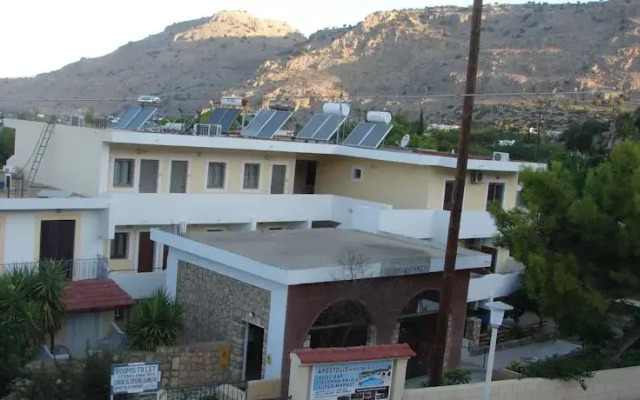 Apostolis Hotel Apartments вид на фасад