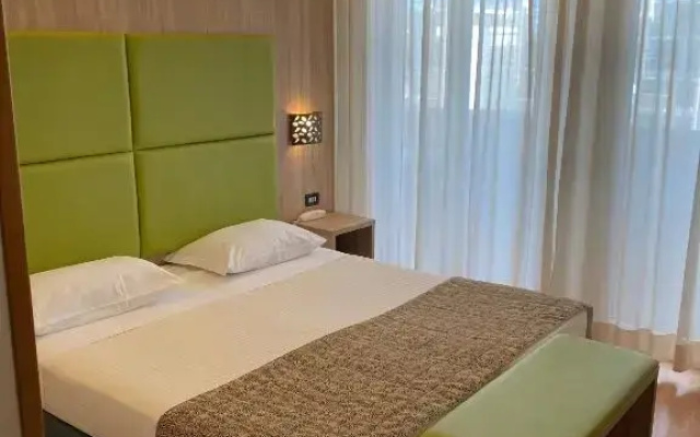 Hotel St. Gregory Park