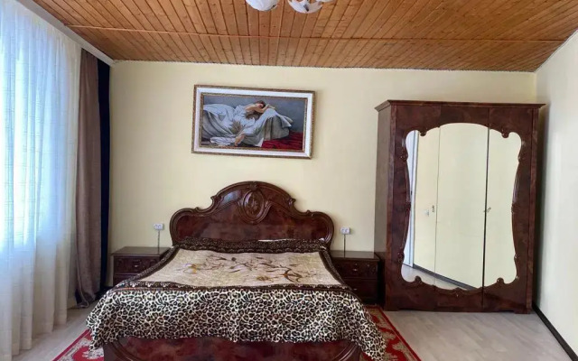 Отель Селена
