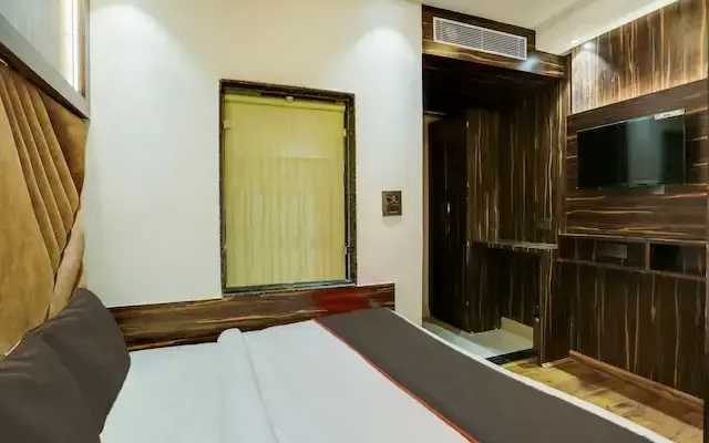 Hotel Madhuban