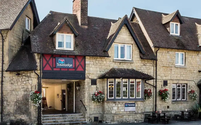 Travelodge Redhill Hotel Редхилл вид на фасад