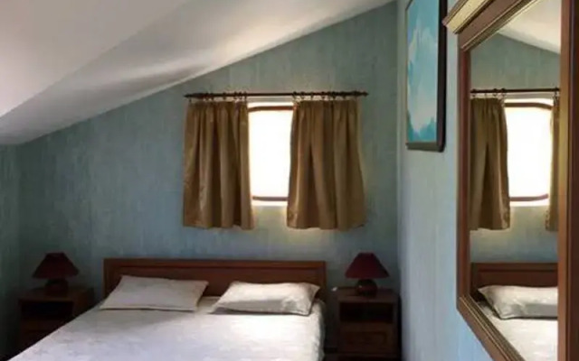 Imenie Knyazey Trubetskih Hotel