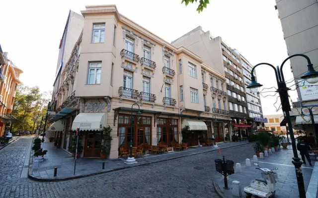 The Capsis Bristol Boutique Hotel вид на фасад