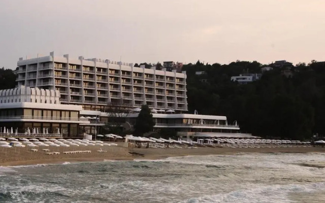 Palace Hotel - All Inclusive пляж