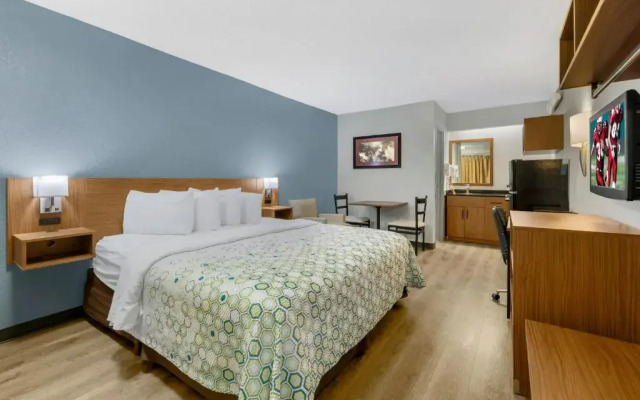 Red Roof Inn Buffalo - Niagara Airport